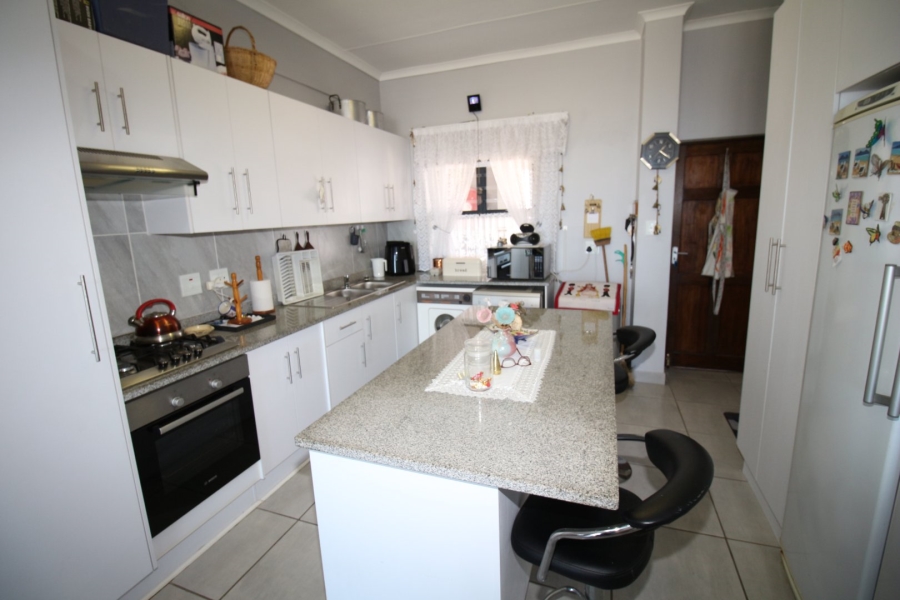 2 Bedroom Property for Sale in Island View Western Cape